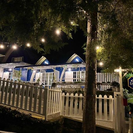 Blue Cabins By Pfordten Cottage مرتفعات كاميرون المظهر الخارجي الصورة