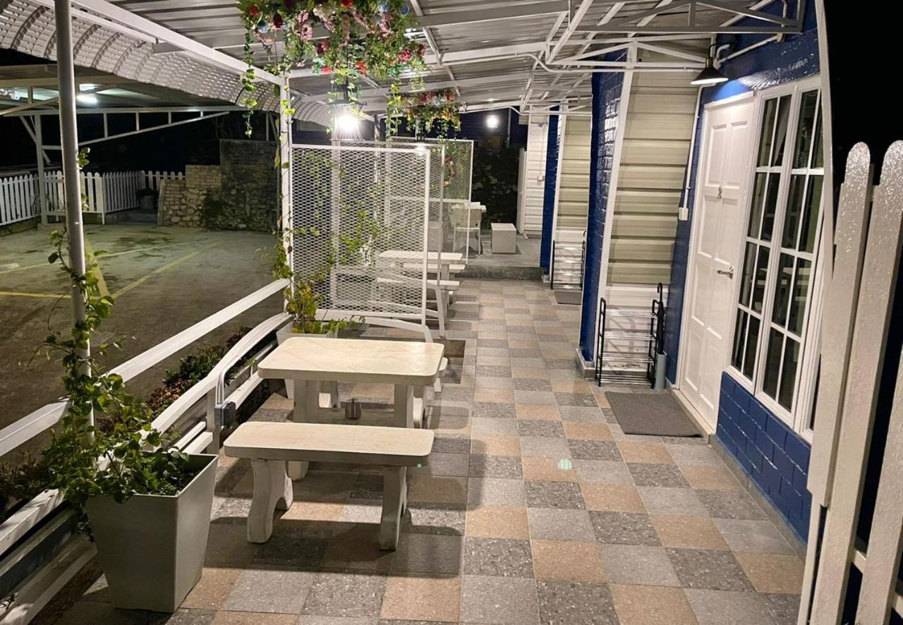 Blue Cabins By Pfordten Cottage مرتفعات كاميرون المظهر الخارجي الصورة